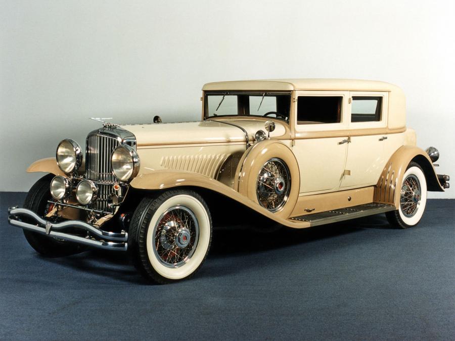  Duesenberg J232/2261 Arlington Sedan LWB by Derham 1930 года  (фото 8 из 13)